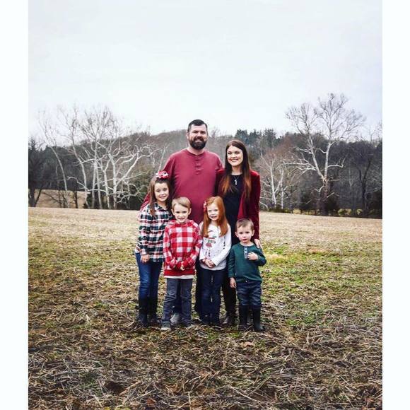 Meet your Posher, Lydia - Picture 1 of 1